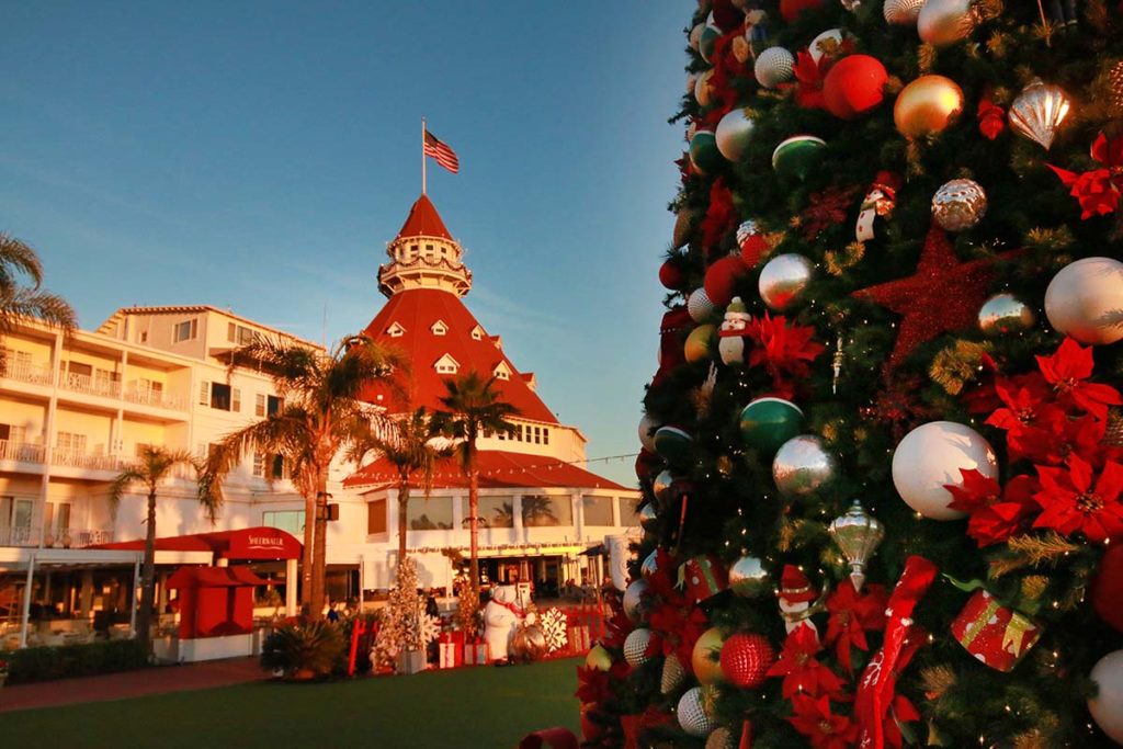 Best Christmas Light Displays & Events In San Diego