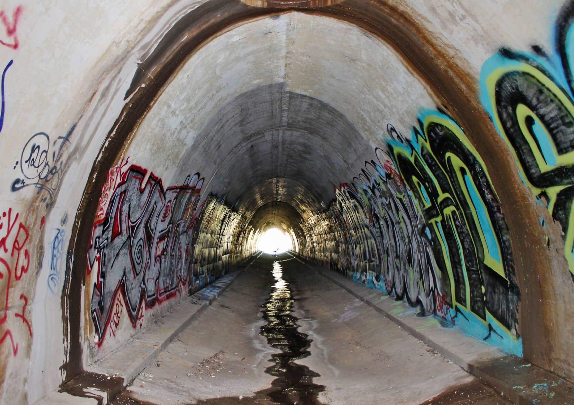 faze rug’s haunted tunnel san diego photos