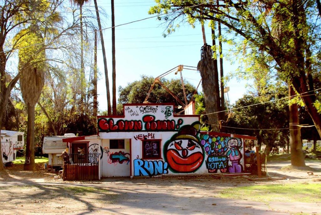 Explore one of San Diego's abandoned amusement parks, now sits like a decaying ghost town.