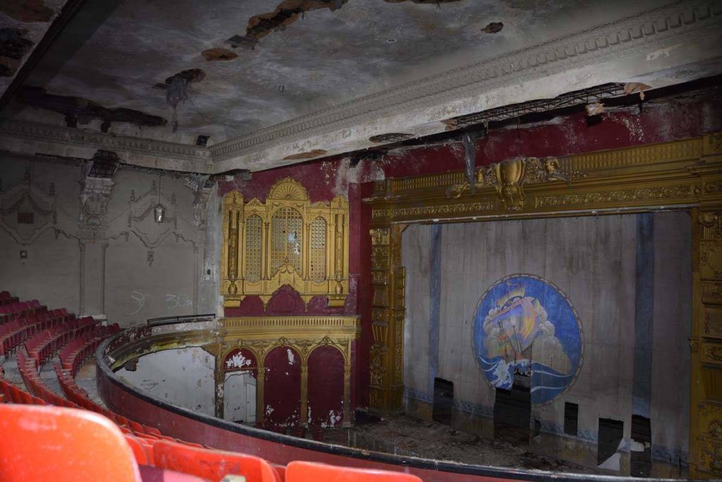 Come take a look at the inside of the abandoned Old California Theater and what it looks like today