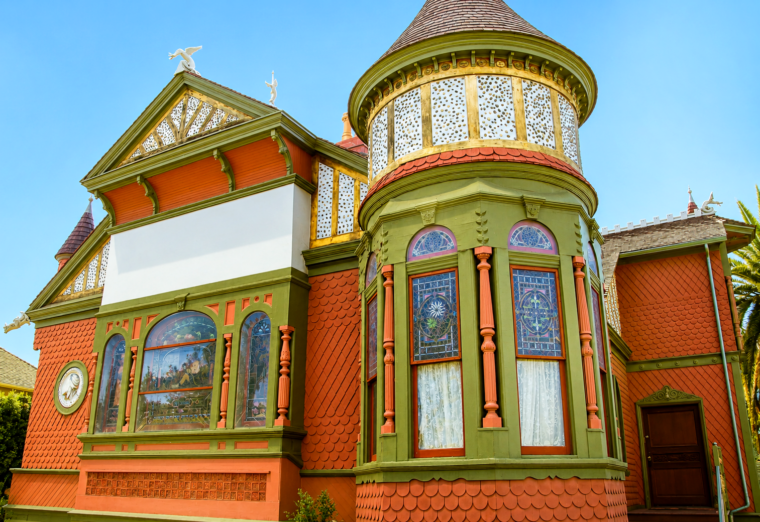 victorian neighborhood