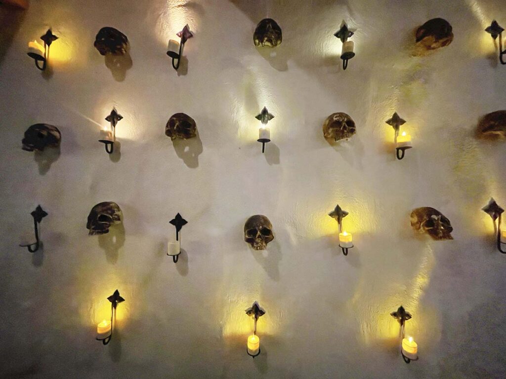 Oculto 477 Hidden San Diego